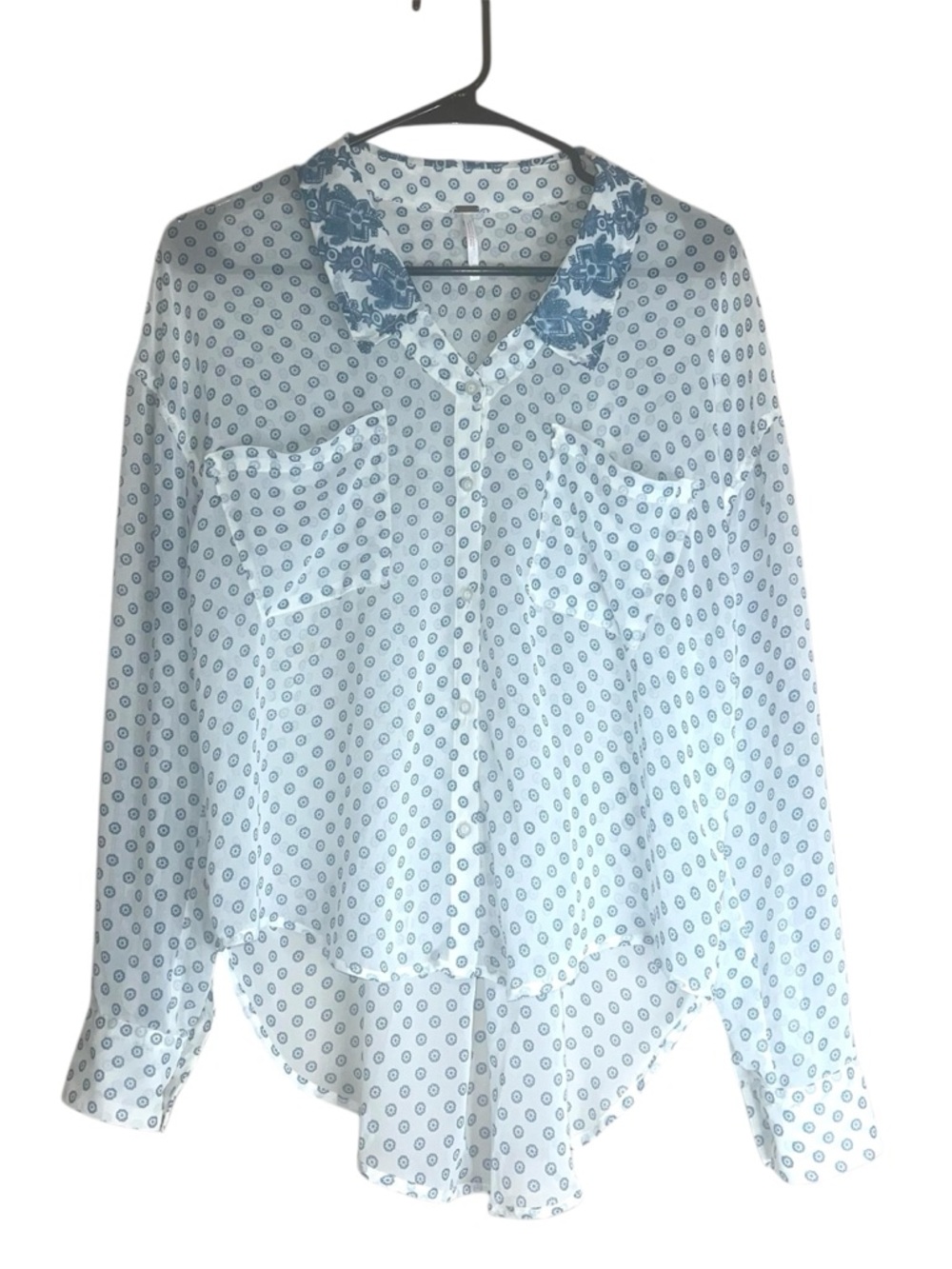 Free People Blue and White Printed Boho Sheer Long Sleeve Blouse Sz XS - Picture 2 of 14